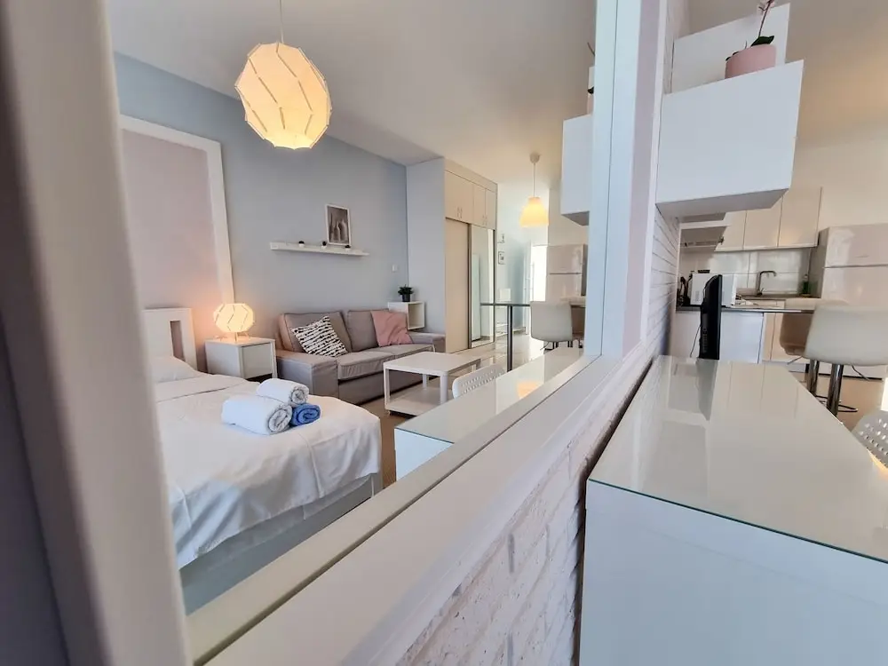 Трикомо (Искеле): Tiberius Pool Apartments