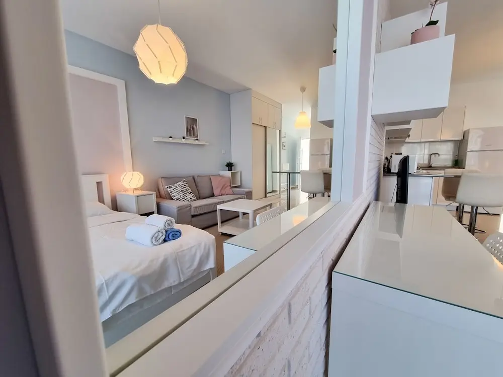 Трикомо (Искеле): Tiberius Pool Apartments