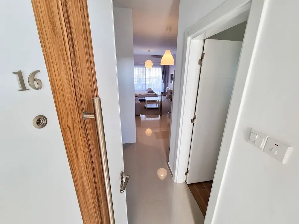 Трикомо (Искеле): Tiberius Pool Apartments