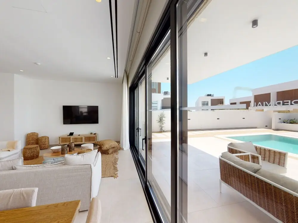 Протарас: Sanders Konnos Bay Terpsichori - Striking 4-bedroom Villa With a Side Sea View