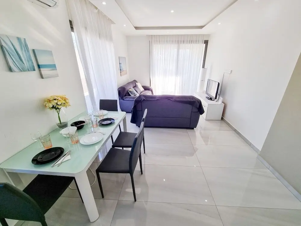 Ларнака: Sea La Vie Seaview Apartment