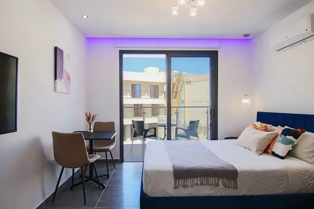 Айя-Напа: Phaedrus Living City View Fountain Court 08