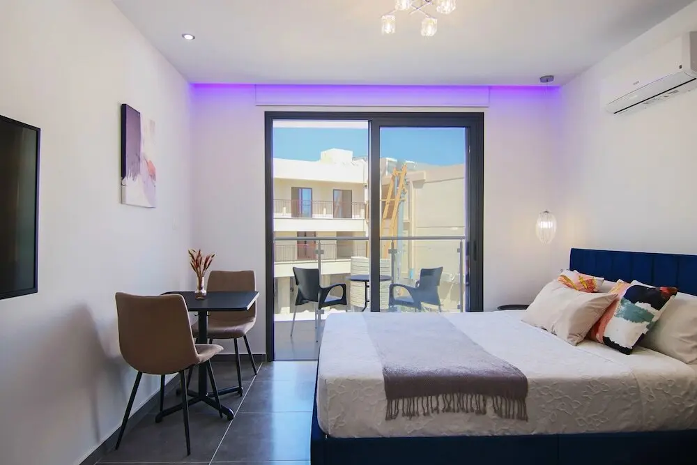 Айя-Напа: Phaedrus Living City View Fountain Court 08