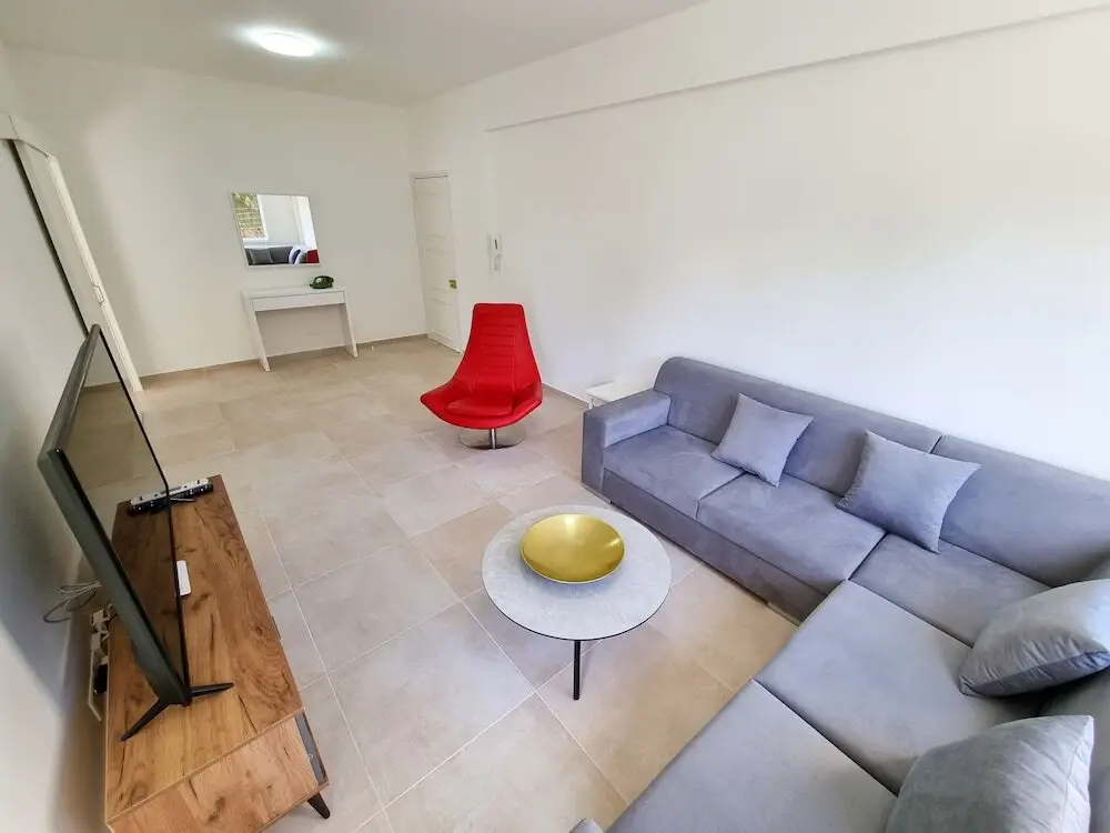 Ларнака: Green Land Apartment