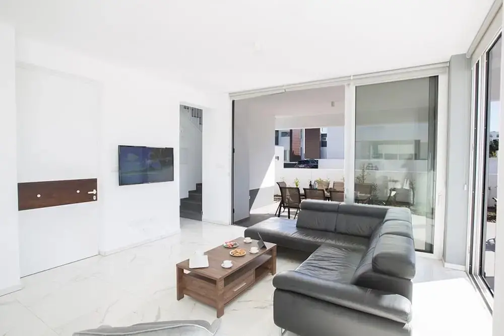 Протарас: Villa Nina AQ Ol18
