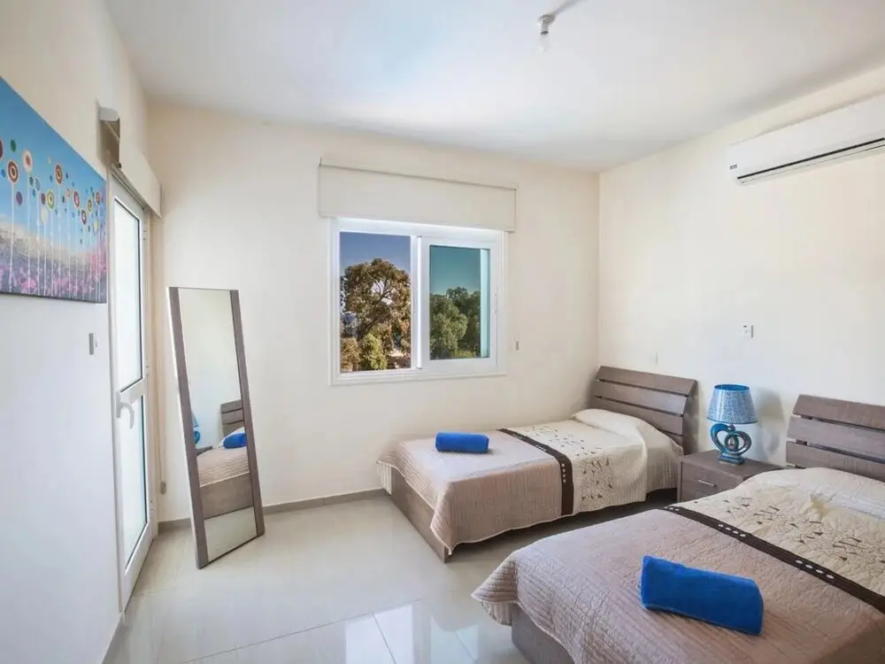 Протарас: Villa Shaye AQ Me16