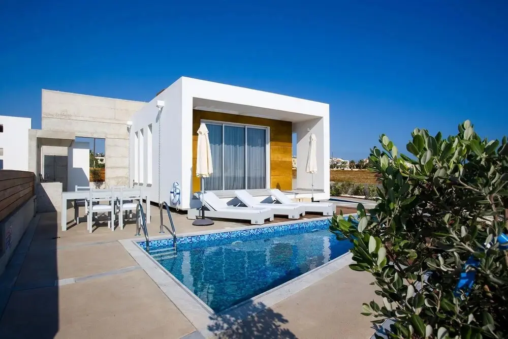 Пафос: Paradise Cove Luxurious Beach Villas Sky 1 Bedroom Villa