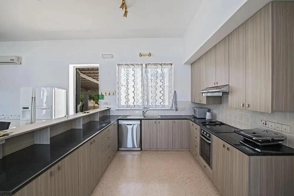 Айя-Напа: Villa Peyton AQ CH