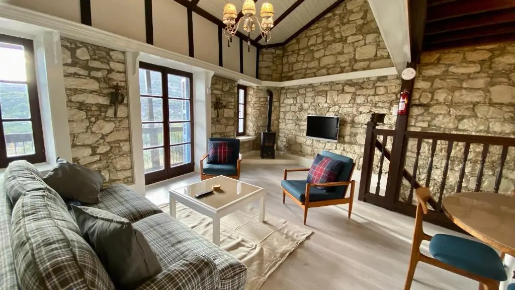 Какопетрия: Leony's House