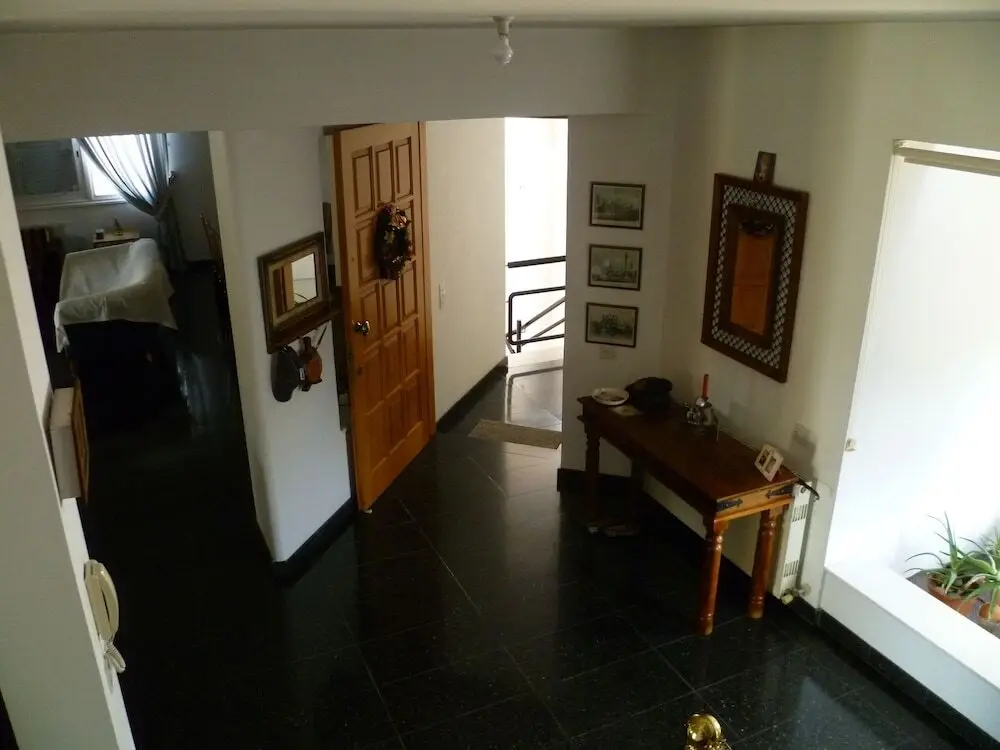 Никосия: Room in House - Datacom House - The Sky Blue Room