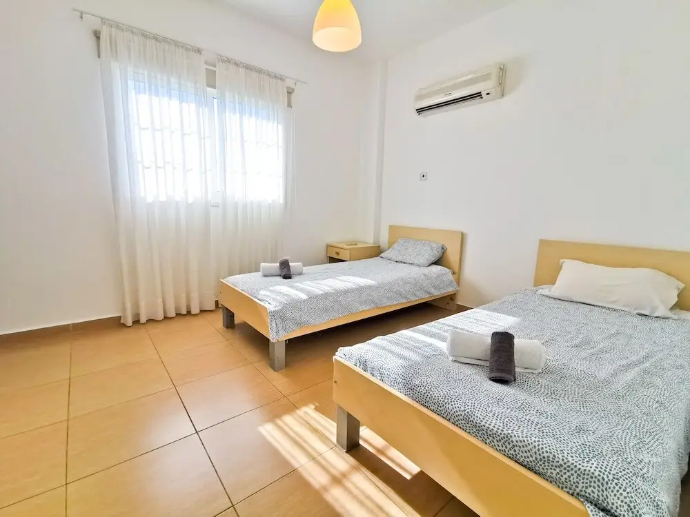 Ларнака: Off Course Seaview Apartment