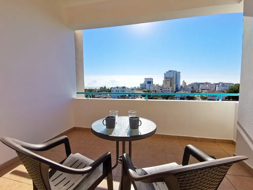 Ларнака: Off Course Seaview Apartment