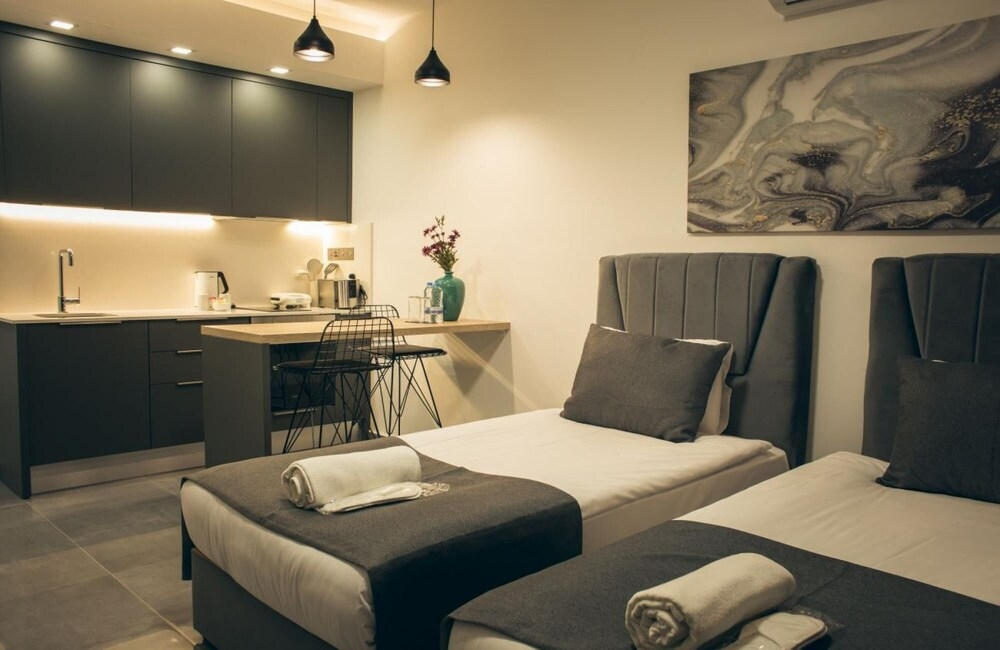 Delightful Studio Flat Close to the Beach With Shared Pool and Balcony in Iskele Cyprus — фото 1
