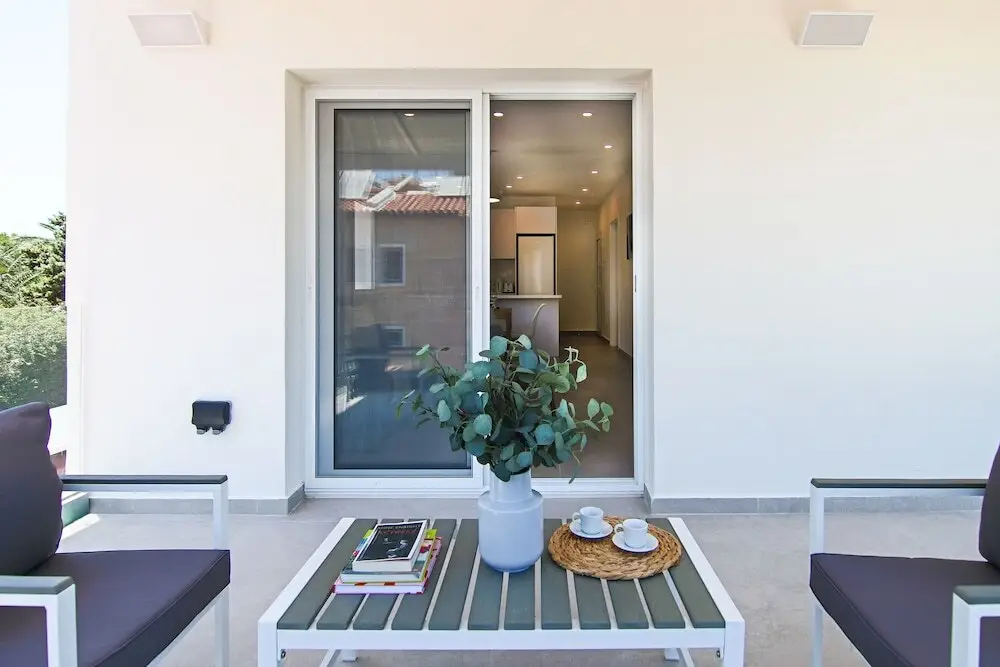 Пафос: Phaedrus Living Seaside Luxury Limnaria 172