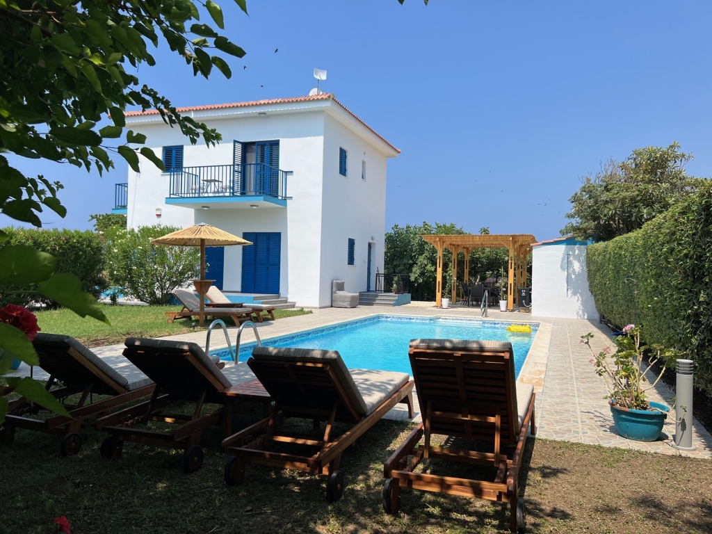Вилла Rotiana 3 Beach Eco-Villa — фото 1