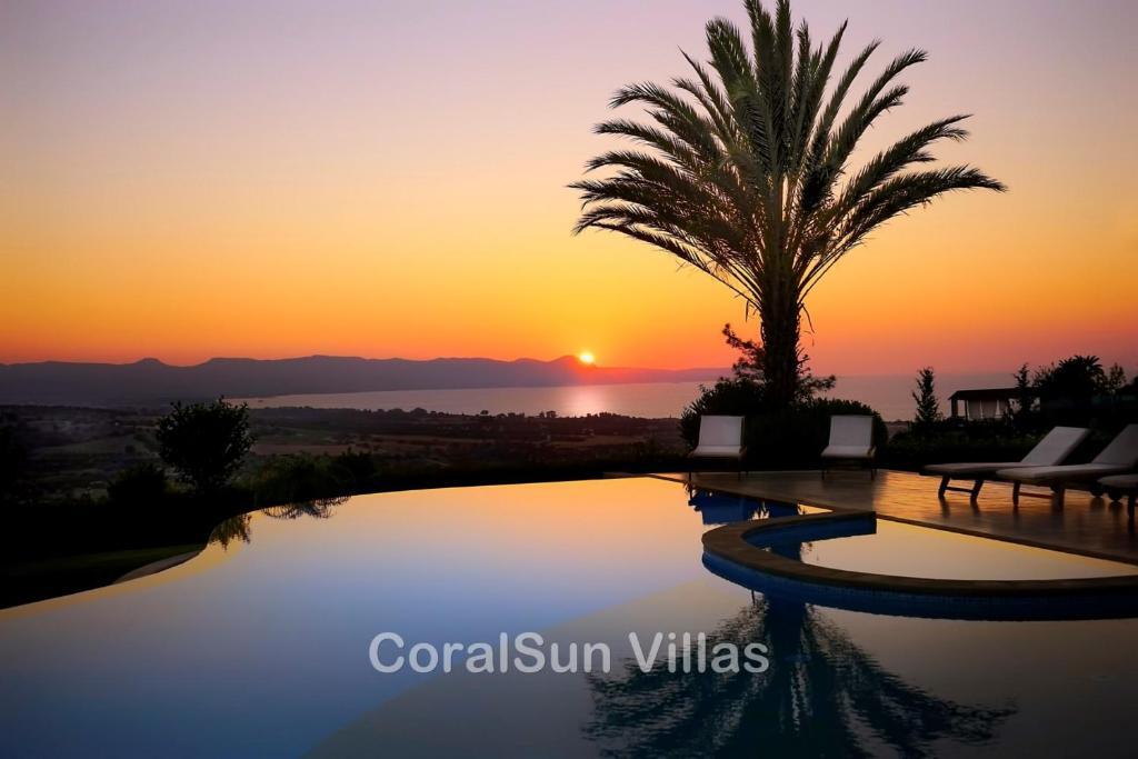 Полис Хрисохус: Amazing Luxury Villa, In Paphos, Extremely Large Pool. Jacuzzi, Gym, Games Room