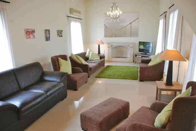 Куклия: 5 Br Villa Lelantos - Aph 3601