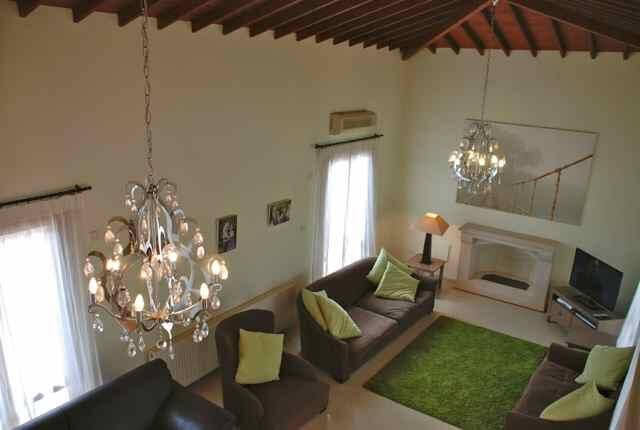 Куклия: 5 Br Villa Lelantos - Aph 3601