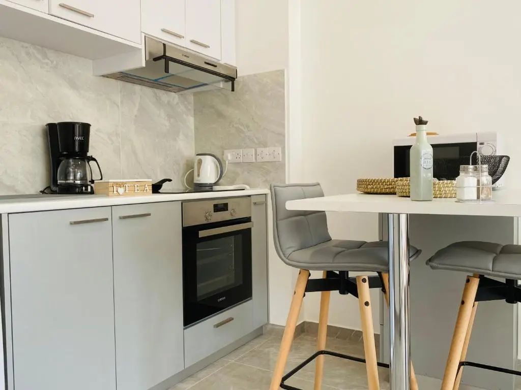 Ларнака: Pink Flamingo 1-BR apartment in Larnaca