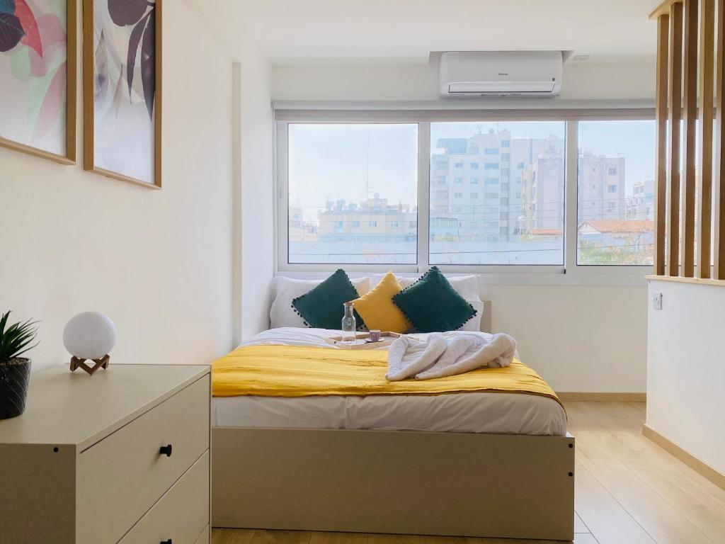 Ларнака: Pink Flamingo 1-BR apartment in Larnaca