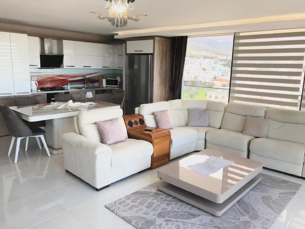 Кирения: Karia Plus City Apartments