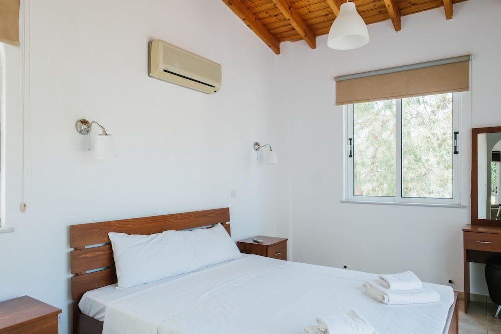 Нео Хорио: Villa Aphrodite Large Private Pool Walk to Beach A C Wifi - 3435