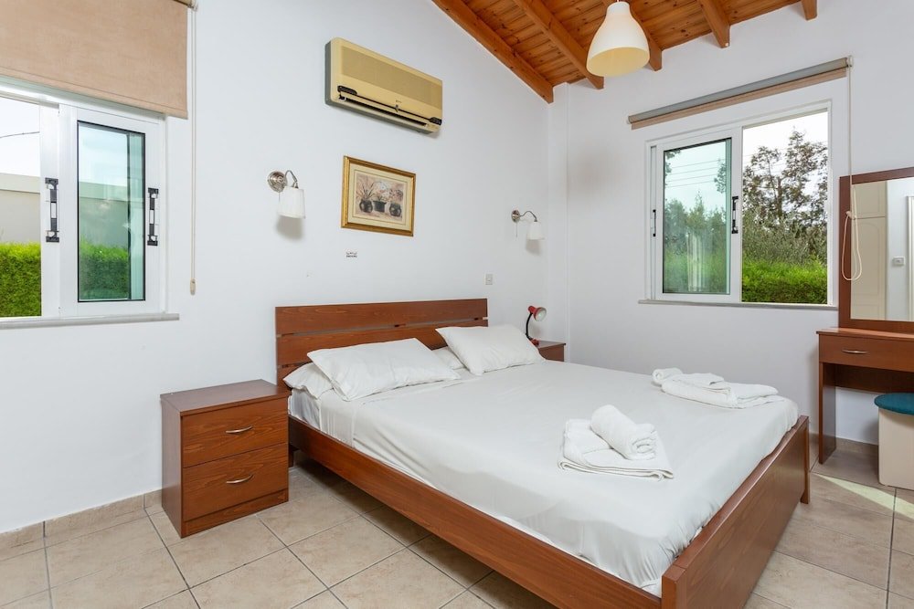 Нео Хорио: Villa Cleopatra Large Private Pool Walk to Beach A C Wifi - 3437