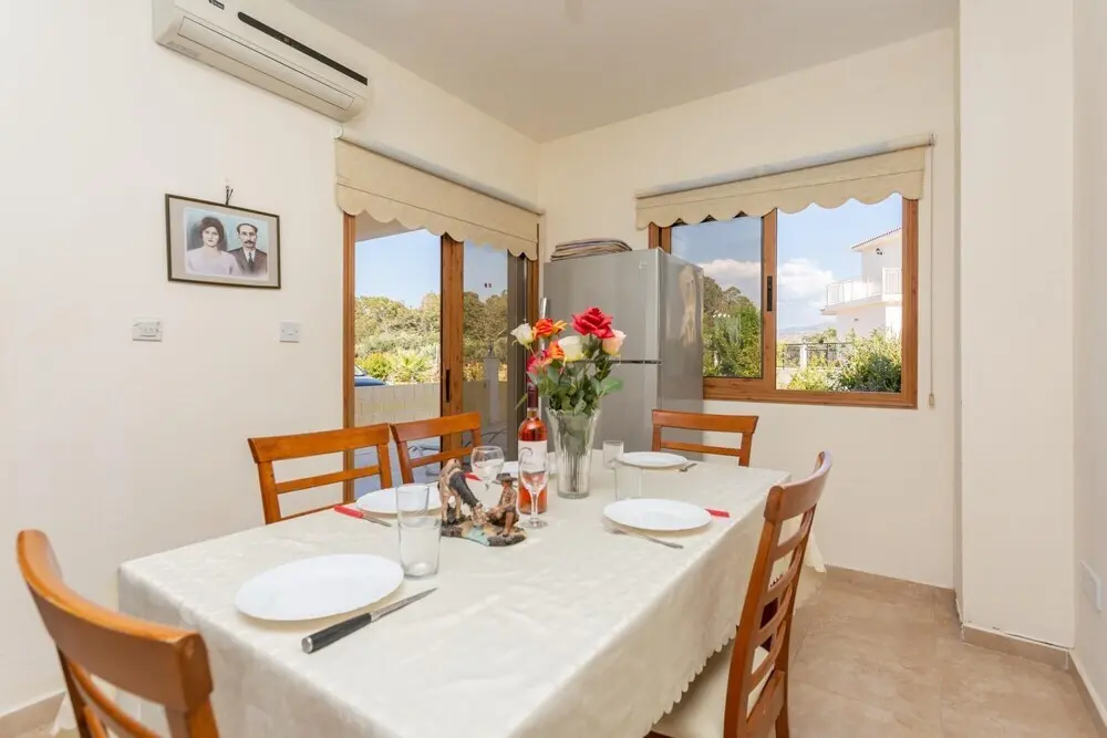 Друшиа: Hector Beach Villa Large Private Pool Walk to Beach Sea Views A C Wifi Car Not Required - 2111