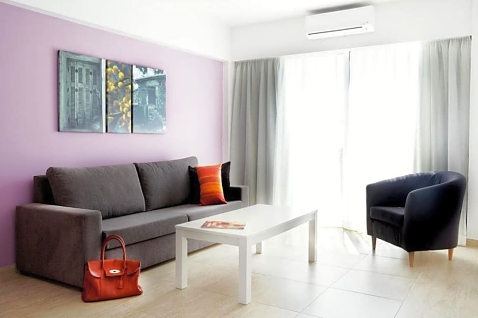 Айя-Напа: Sunprime Ayia Napa Suites - Adults Only
