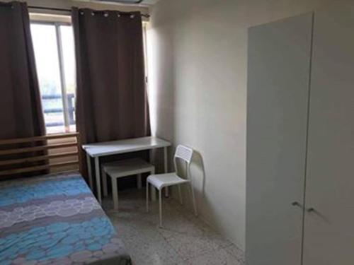 Агиа-Варвара: Purple Hostel
