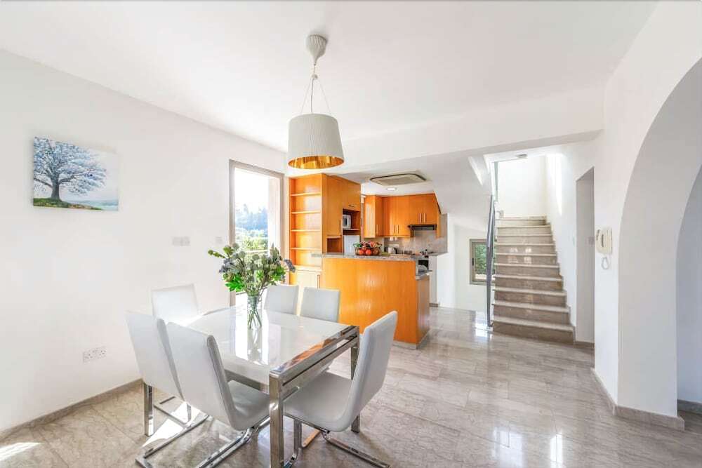 Полис Хрисохус: Villa Ammodis