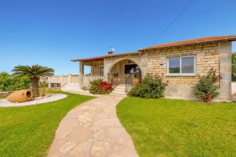 Нео Хорио: Villa Stone House in Neo Chorio