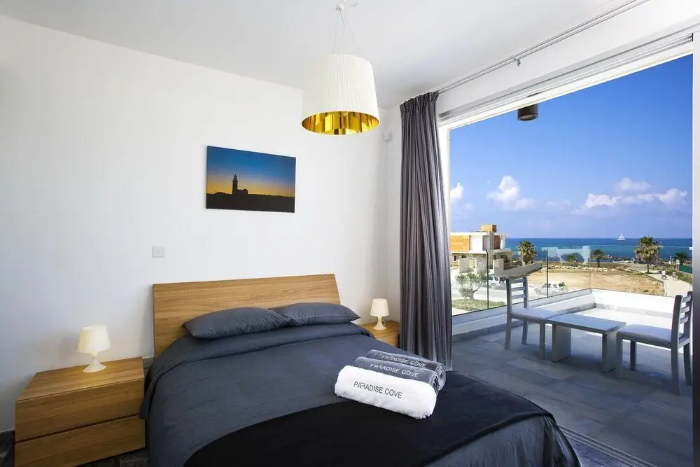 Пафос: Paradise Cove Luxurious Beach Villas Turquoise 2 Bedroom Villa