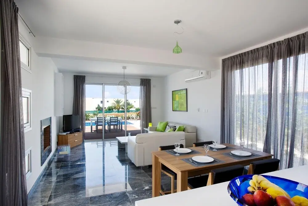 Пафос: Paradise Cove Luxurious Beach Villas Turquoise 2 Bedroom Villa