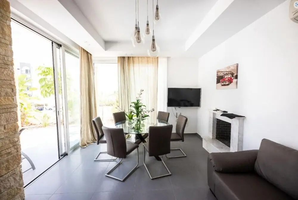 Протарас: Remarkable 3-bed House in Paralimni