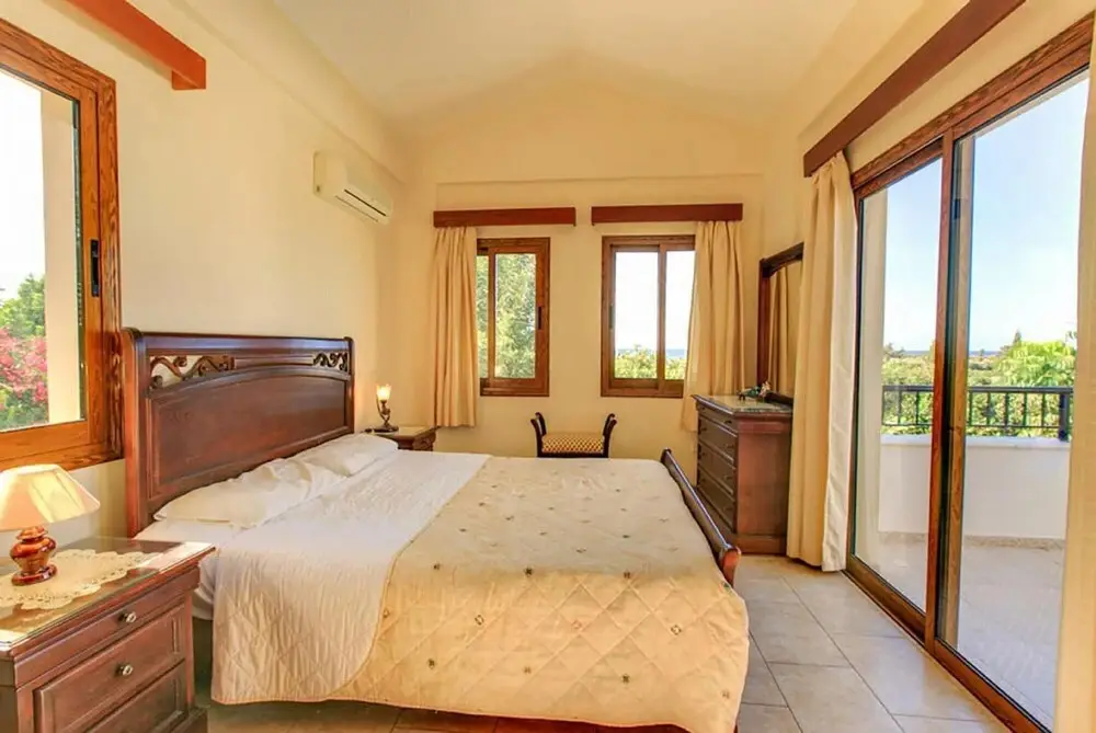 Полис Хрисохус: Villa Irini in Polis