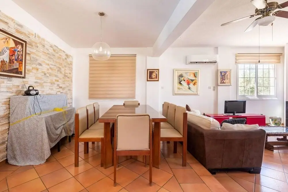 Ларнака: 4 Bedroom Villa With Private Pool Near Beach
