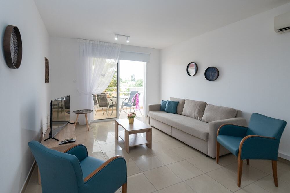 Айя-Напа: Narcissos 'Nissi Beach' apartment A8