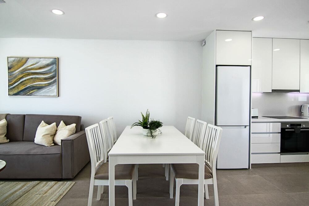 Пафос: Phaedrus Living: Seaview Luxury Flat Limnaria 114