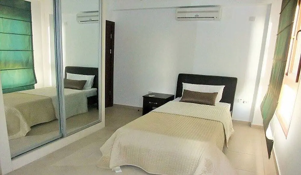 Гекиткале: Coordinates are : 35.3480640, 33.5800703, Seacliff Villa, North Cyprus