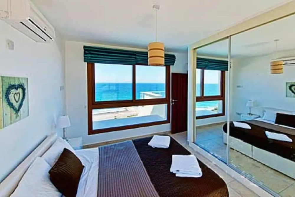 Гекиткале: Coordinates are : 35.3480640, 33.5800703, Seacliff Villa, North Cyprus