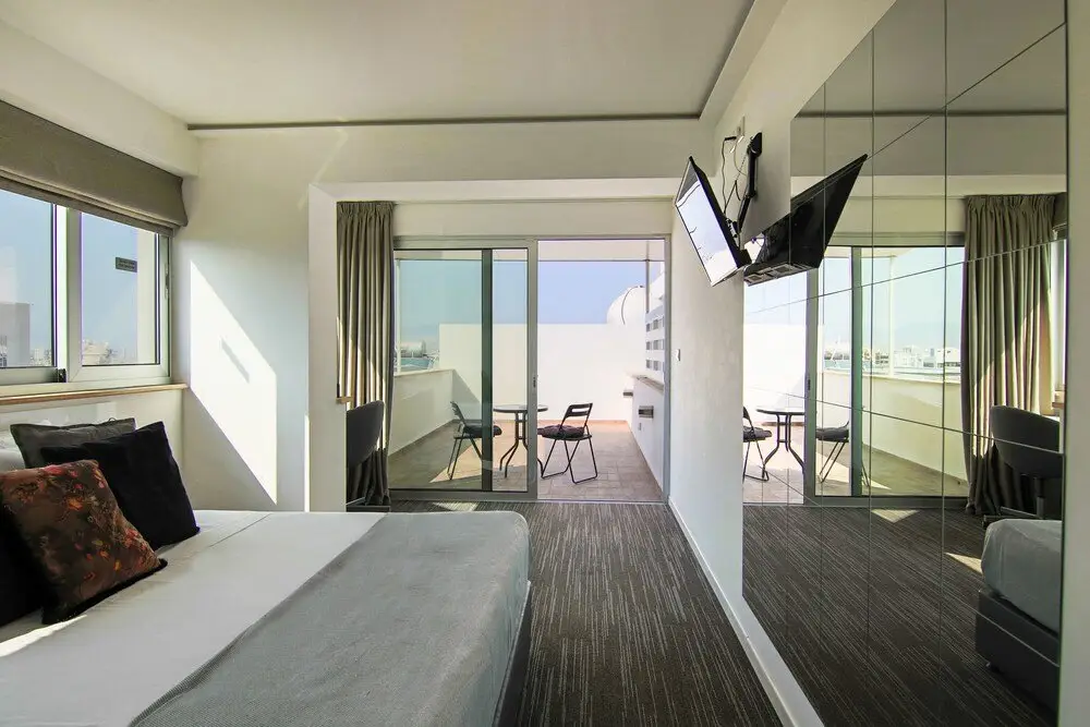 Phaedrus Living Luxury Suite Nicosia 503 — фото 1