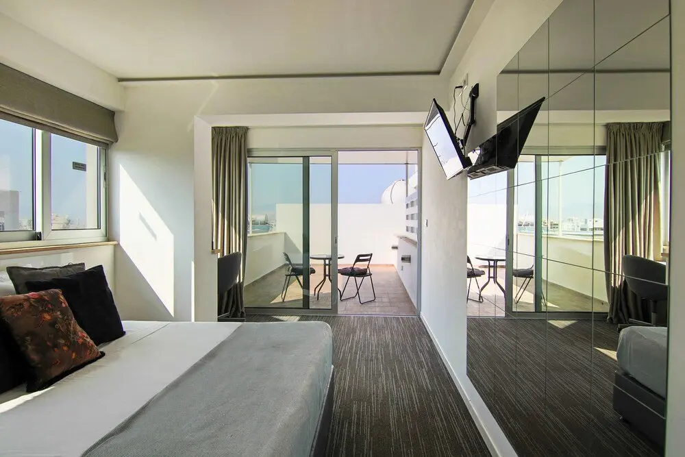Никосия: Phaedrus Living Luxury Suite Nicosia 503