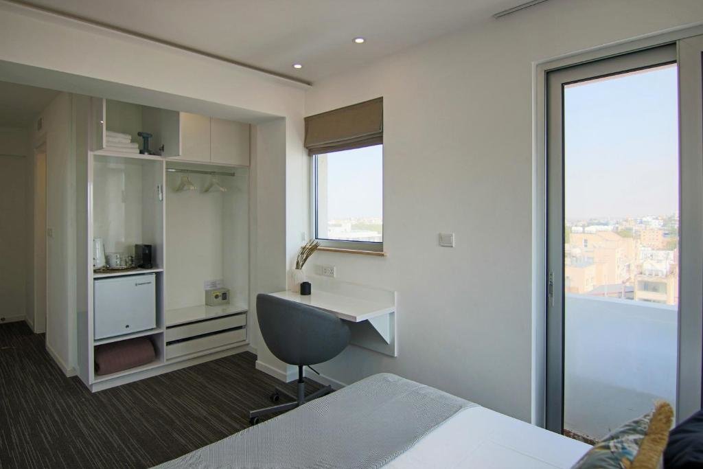 Никосия: Phaedrus Living Luxury Suite Nicosia 510