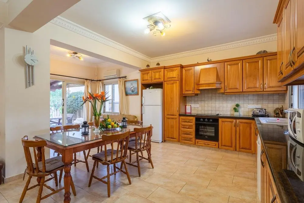 Аргака: Villa Jan Lui Large Private Pool Walk to Beach Sea Views A C Wifi Eco-friendly - 3296