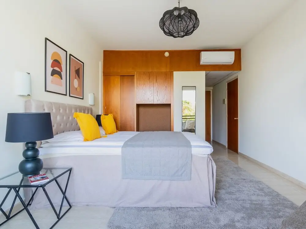 Studio Apartment With Balcony and Garden View — фото 1