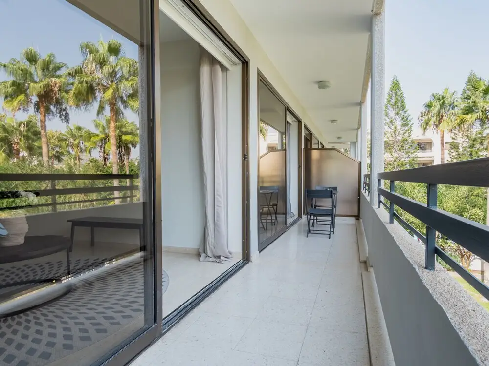 Гермасойя: 1 Bedroom Apartment With Balcony