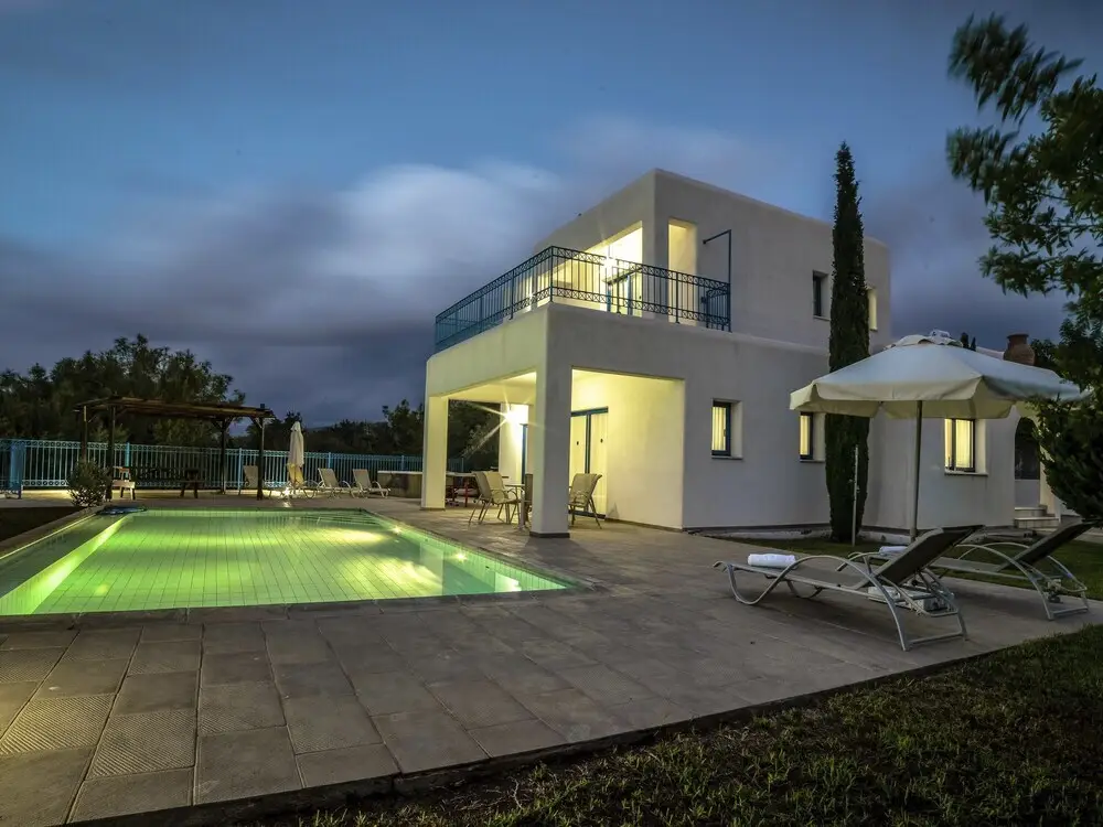 Пейя: Modern 4-bedroom Villa
