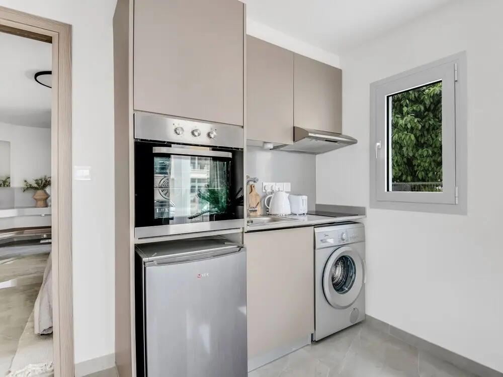 Ларнака: Sanders Crystal - Petite 2-bdr Apt w Terrace