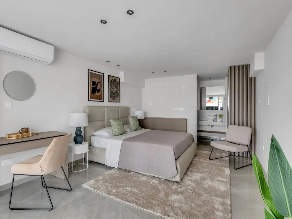 Ларнака: Sanders Crystal - Petite 2-bdr Apt w Terrace